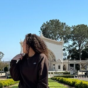 Meet your Posher, Valerie